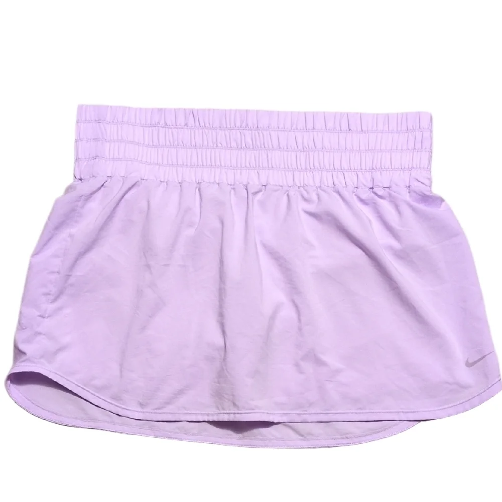 Nike back lavender